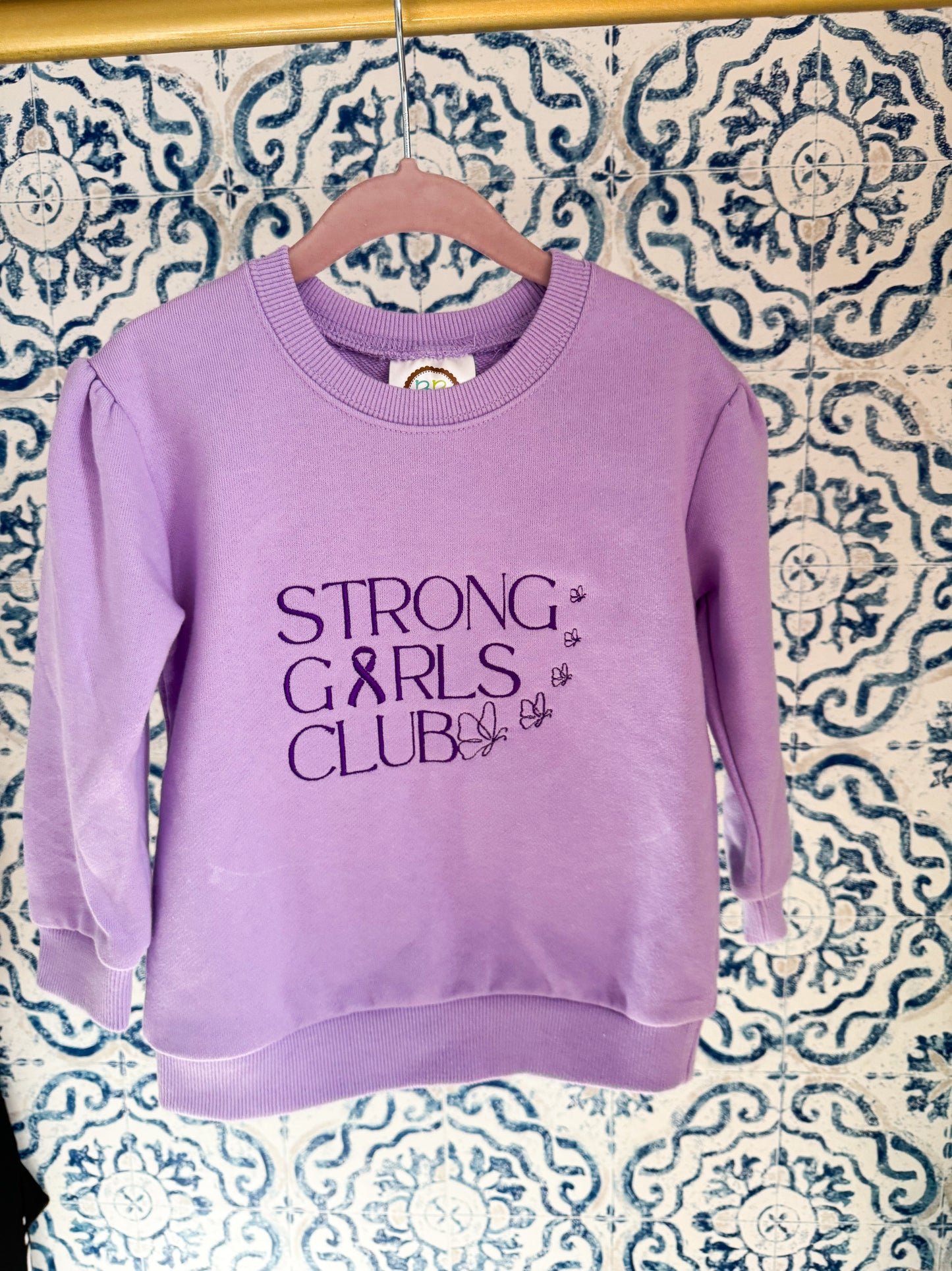 Strong Girls Club 💜 Embroidered Sweatshirt (ADUTLS)