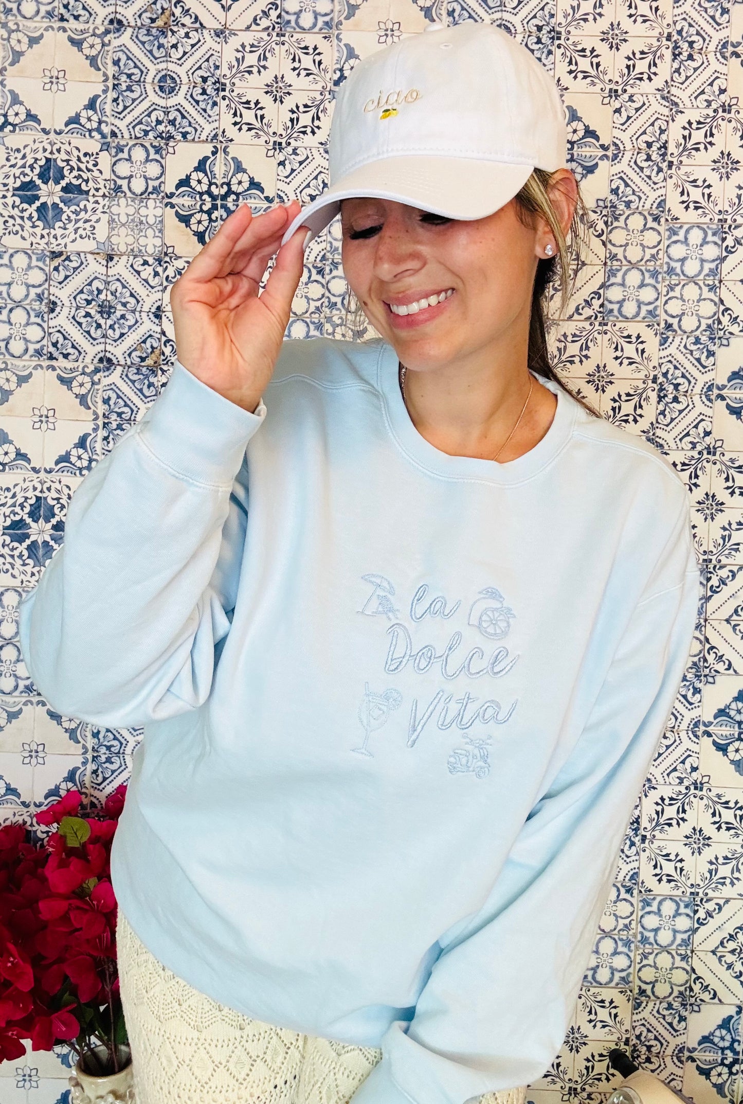La Dolce Vita Embroidered ADULT SWEATSHIRT/T-SHIRT