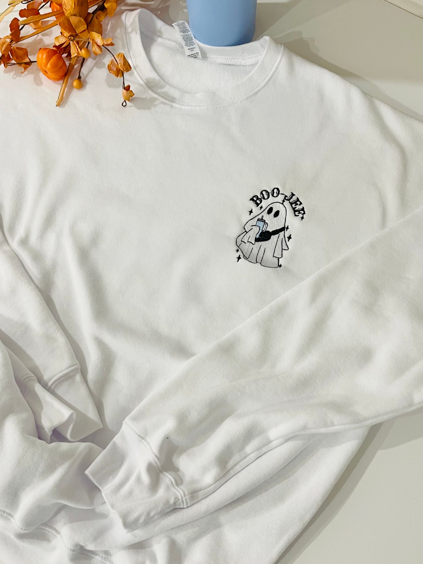 BOO JEE Ghost Embroidered Sweatshirt